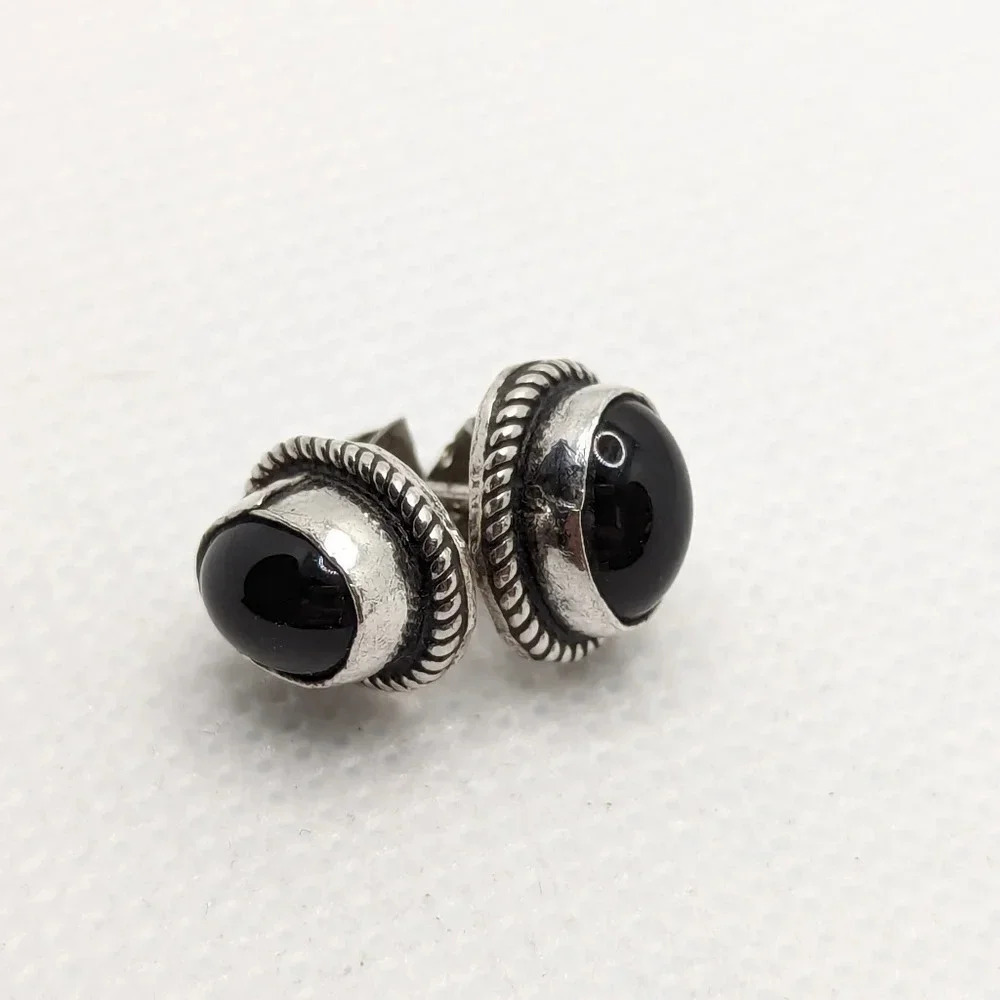925 jet  earrings